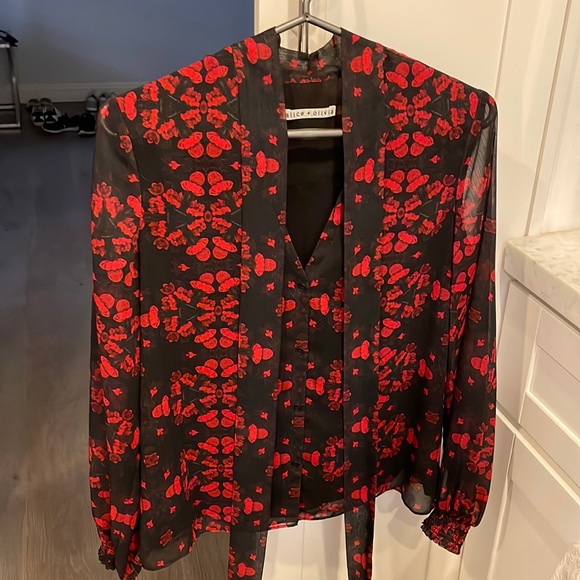 Red/black floral top - Picture 1 of 4